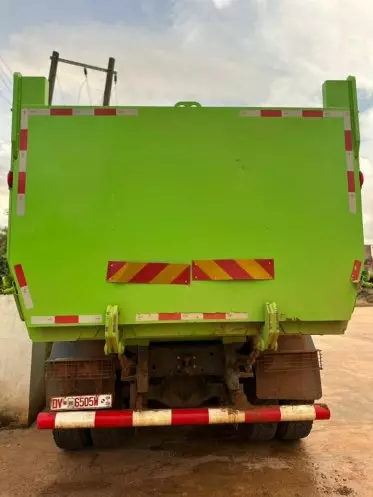 SHACMAN Dump Truck