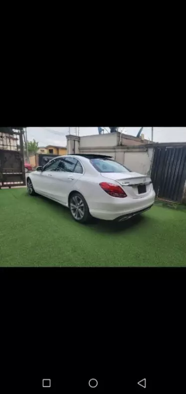 Mercedes-Benz C 300