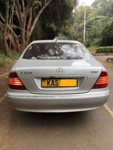 Mercedes-Benz 320