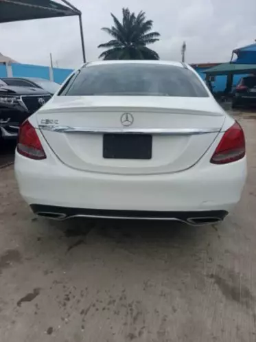 Mercedes-Benz C 300
