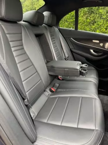 Mercedes-Benz E200