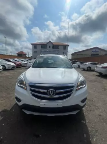 CHANGAN CS35