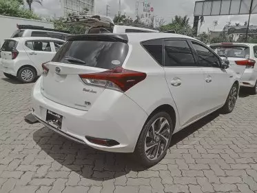 Toyota Auris Hybrid