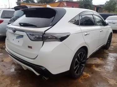 Toyota Harrier GR