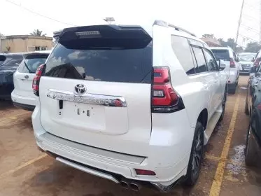 Toyota Landcruiser Prado