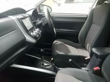 Toyota Fielder 