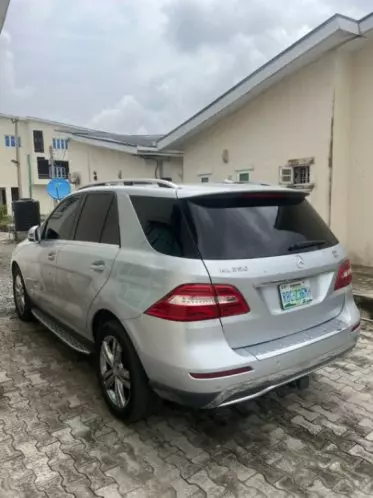 Mercedes-Benz ML 350