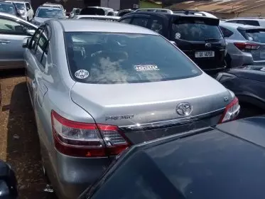 Toyota Premio 