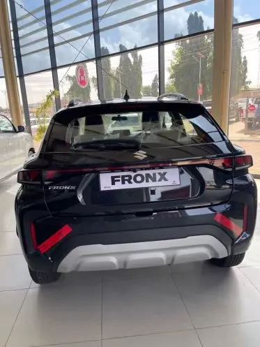 SUZUKI FRONX SUV