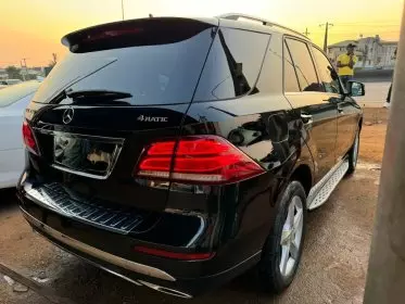Mercedes-Benz GLE 350