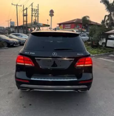 Mercedes-Benz GLE 350