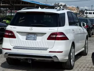 Mercedes-Benz ML 350