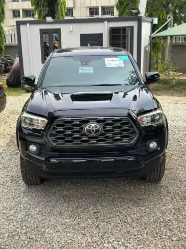 Toyota Tacoma