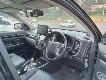 Mitsubishi Plug-in Hybrid Outlander
