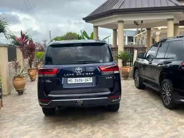 Toyota Land Cruiser VX