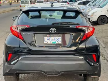 Toyota CH-R