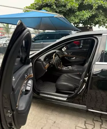 Mercedes-Benz S 550