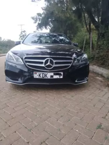 Mercedes-Benz E250
