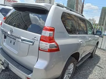Toyota Landcruiser Prado