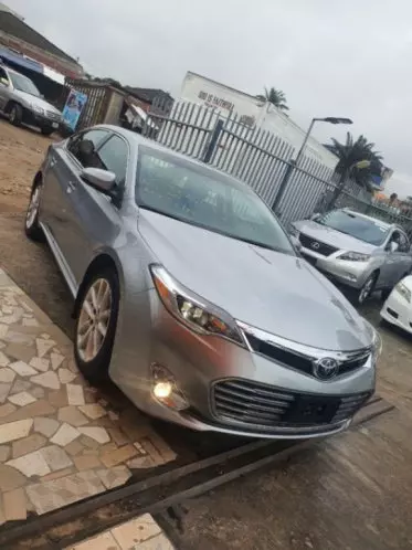 Toyota Avalon