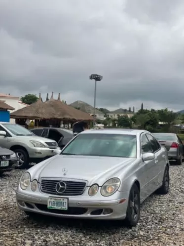 Mercedes-Benz E 350