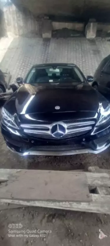 Mercedes-Benz C 300