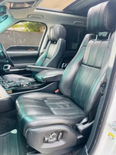 RANGE ROVER Vogue