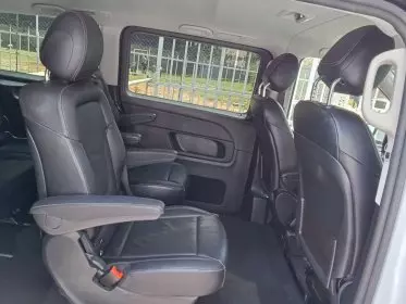 Mercedes-Benz V 220