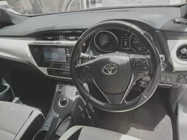 Toyota Auris Hybrid
