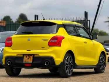 SUZUKI swift