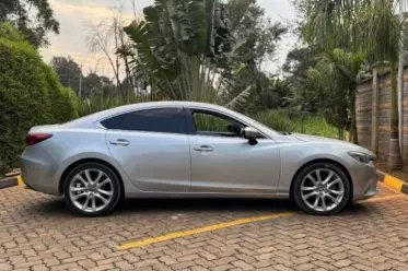 Mazda Atenza 
