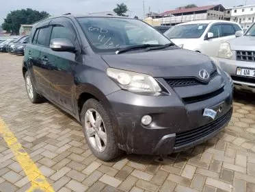 Toyota Ist