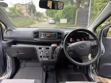 Daihatsu Mira 