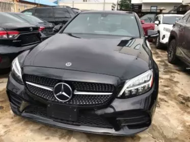 Mercedes-Benz C 300