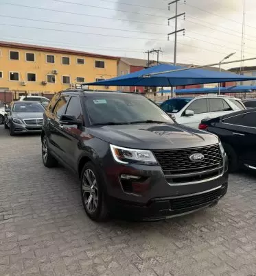 Ford Explorer