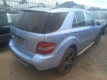 Mercedes-Benz ML 350