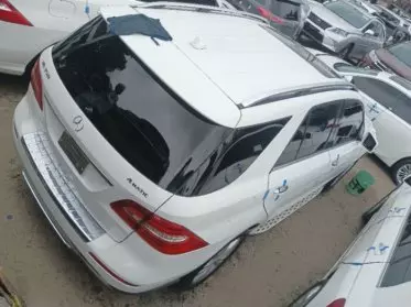 Mercedes-Benz ML 350