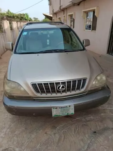 Lexus RX 300