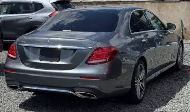 Mercedes-Benz E250