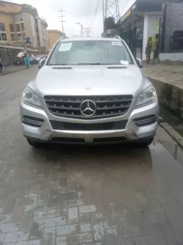 Mercedes-Benz ML 350