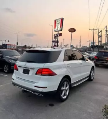 Mercedes-Benz GLE 350