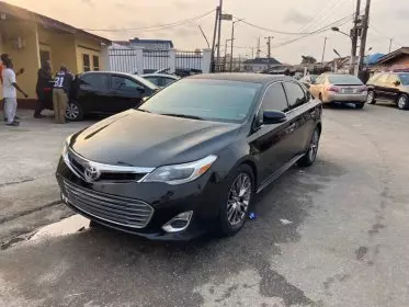 Toyota Avalon