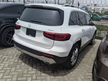 Mercedes-Benz GLB 250