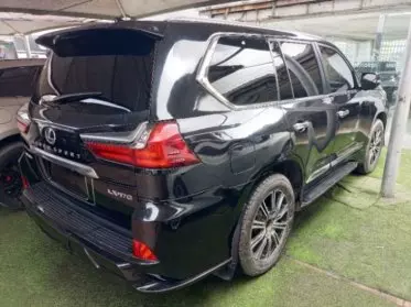 Lexus LX 570