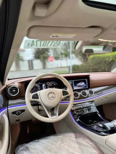 Mercedes-Benz E 400