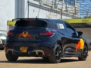 RENAULT clio