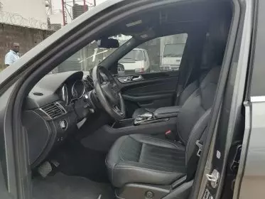 Mercedes-Benz 350
