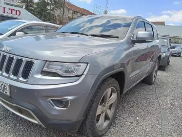 JEEP Latitude