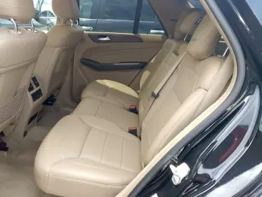 Mercedes-Benz ML 400