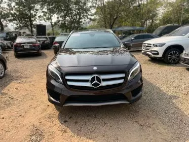 Mercedes-Benz GLA 250